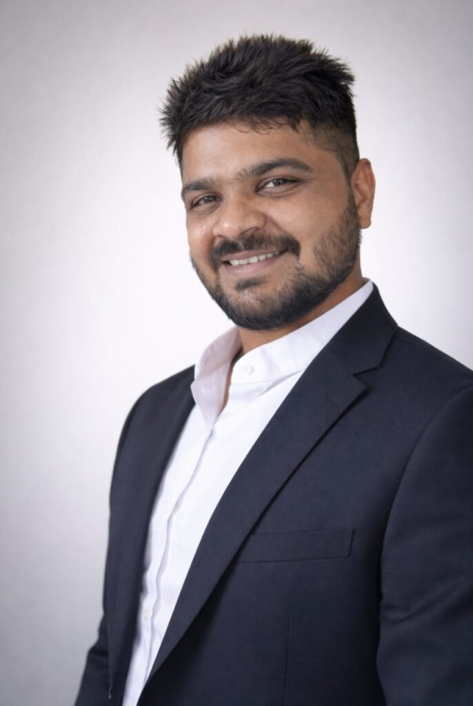 akash professional photo